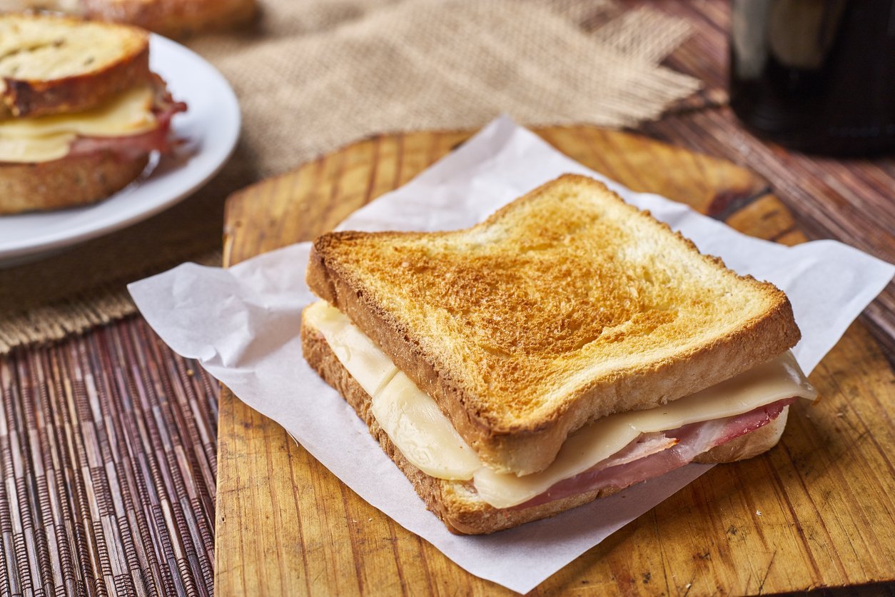 Een gezamenlijke en verzorgde lunch (met tosti's)